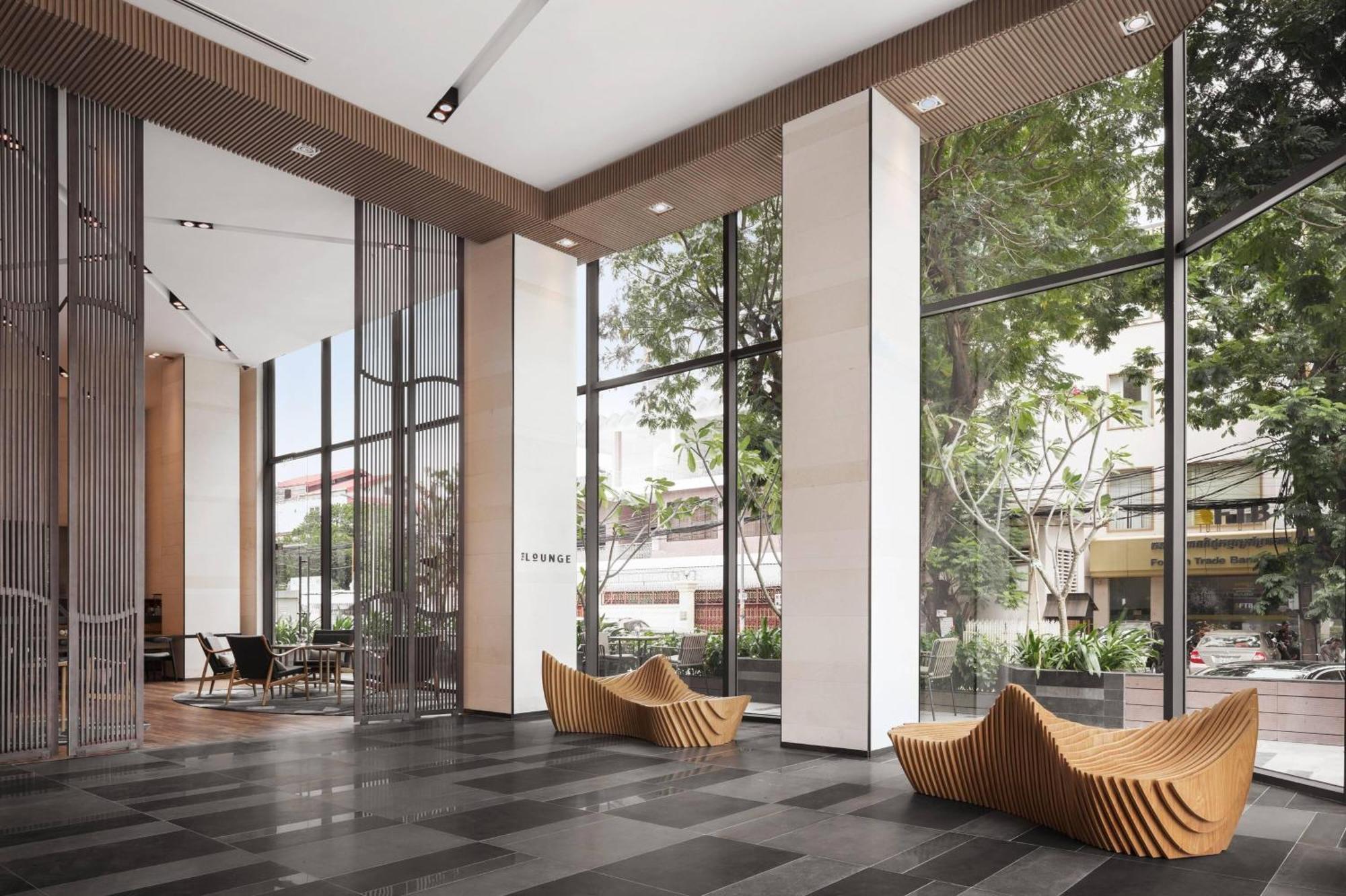 Courtyard By Marriott Phnom Penh Hotel Ngoại thất bức ảnh