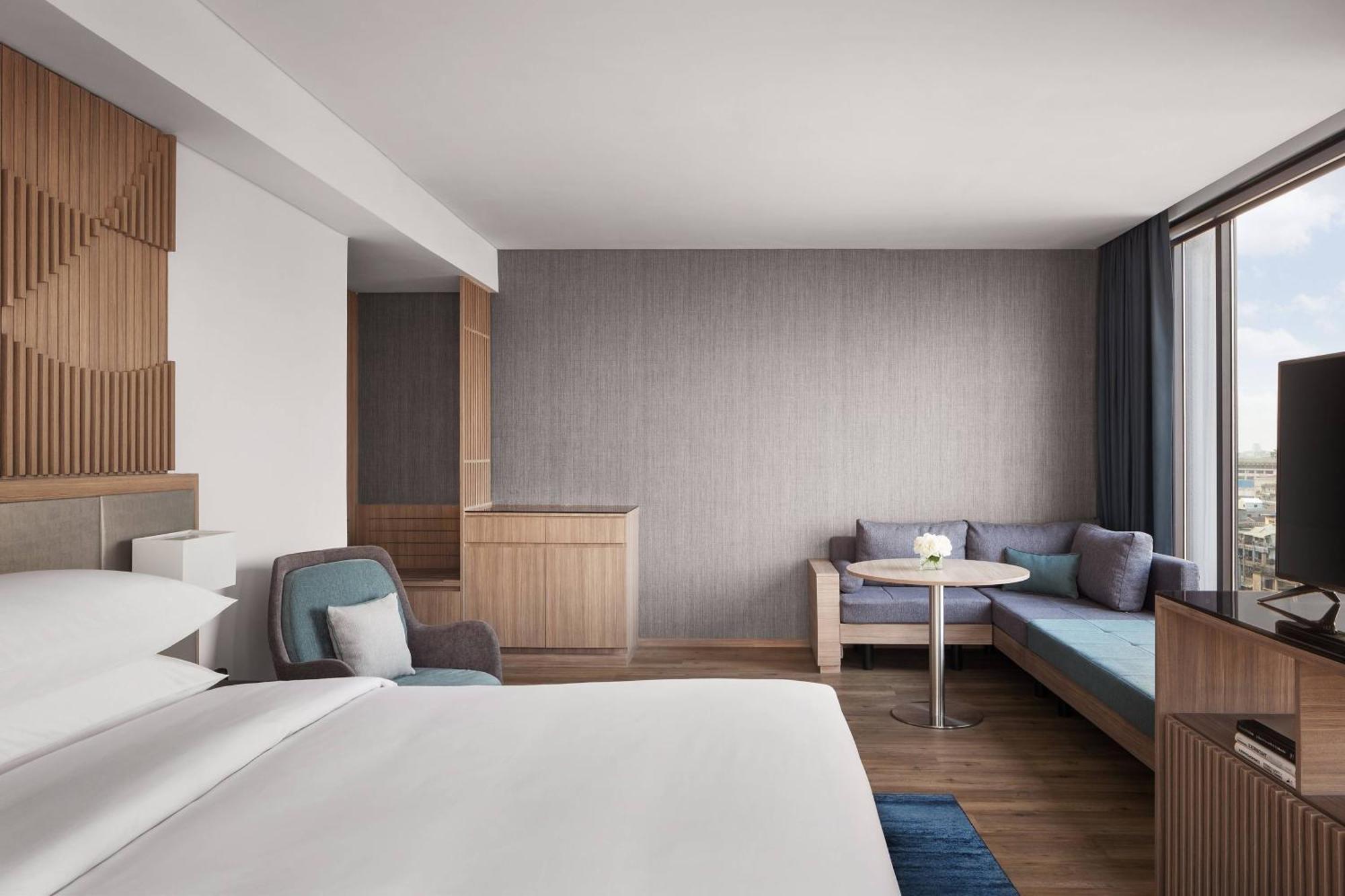 Courtyard By Marriott Phnom Penh Hotel Ngoại thất bức ảnh